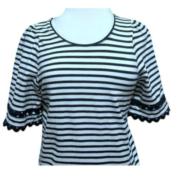 Chico's Black & White Stripe Pullover Tee Top Sz 0 Small Ric-Rac Sleeve Stretch - Picture 3 of 7
